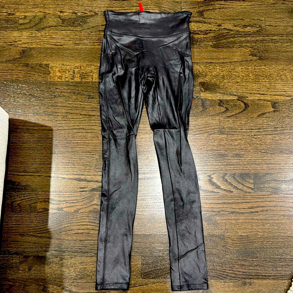 XS Petite Spanx Faux Leather Leggings